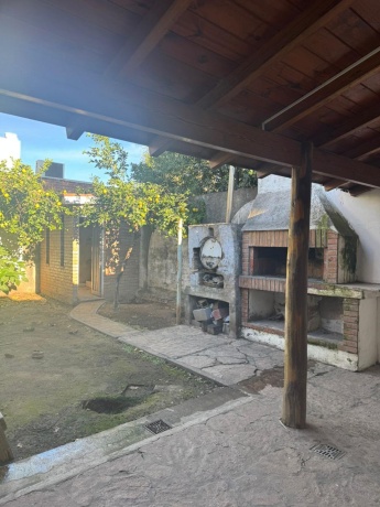 Villa María Córdoba, Argentina, 3 Habitaciones Habitaciones, ,1 BañoBathrooms,Casa,En venta,Villa María,1203